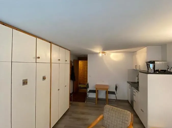 Lovely 1-bedroom In The Heart Of Apartmán *